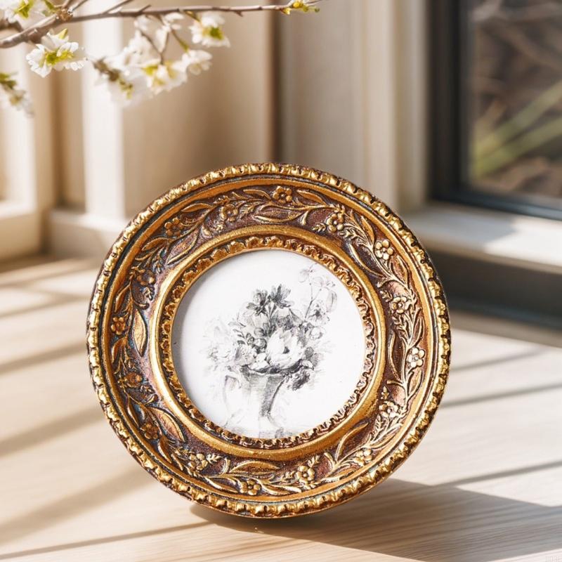 Resin Art Photo Frame - إطار صورة دائري ذهبي برونزي عتيق