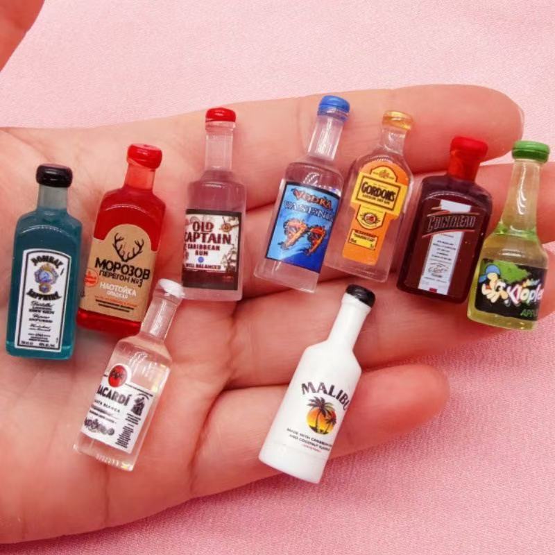 11 قطعة من المعلقات الصغيرة ال - مراجعة Resin Art Accessories وسعره